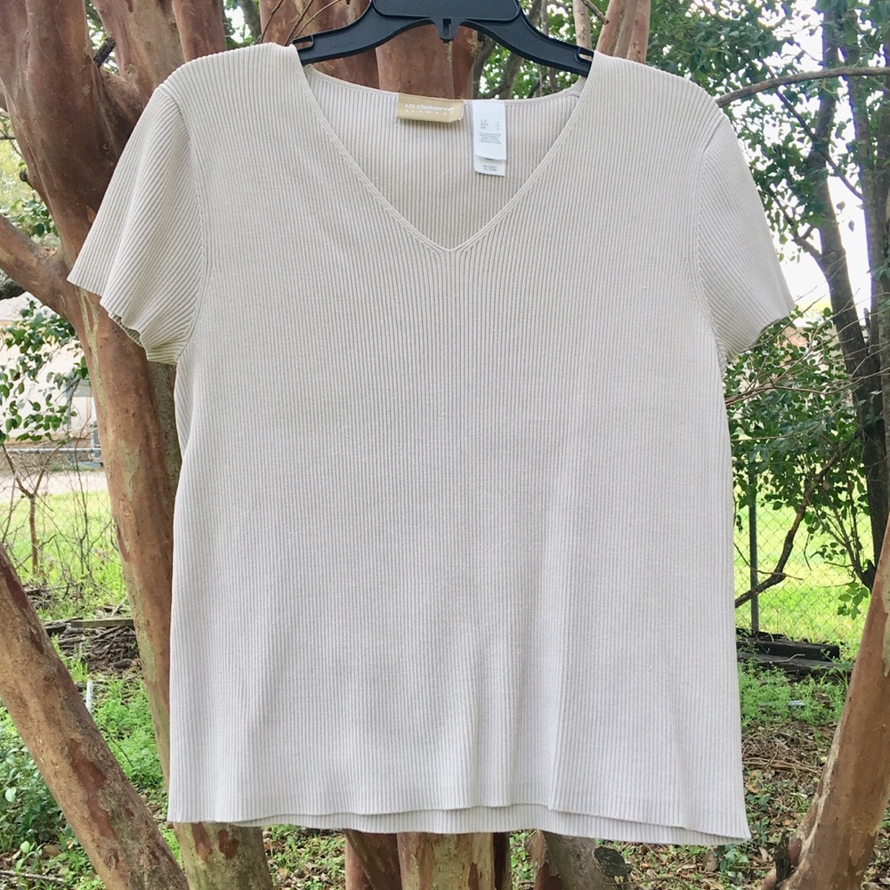 Liz Claiborne light weight short sleeve sweater